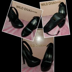 SALE! Black Strapped Heels